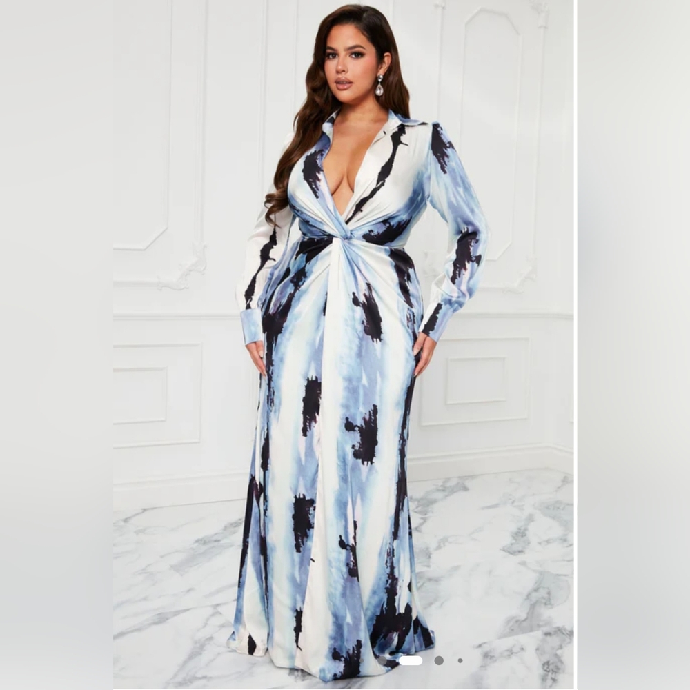 Fashion Nova Blue and Black Maxi Dress